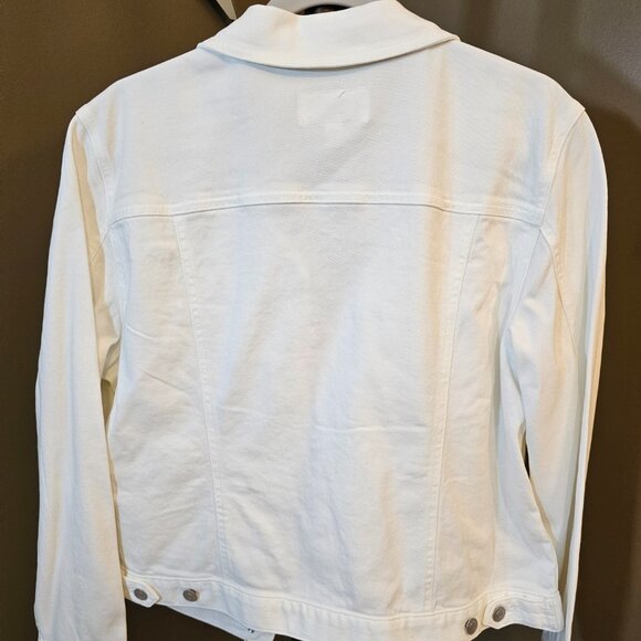 Time and Tru white jean jacket, plus size - Picture 6 of 8